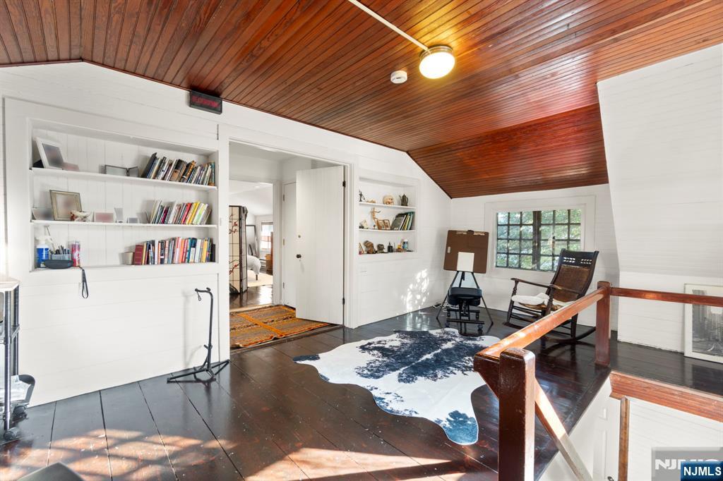 9 Prospect Terrace Montclair, NJ 07042 - Photo 9 of 16