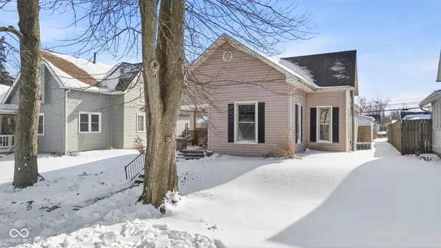 $169,900 | 909 South A Street, Elwood, IN 46036