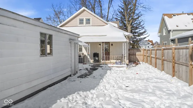 $169,900 | 909 South A Street, Elwood, IN 46036