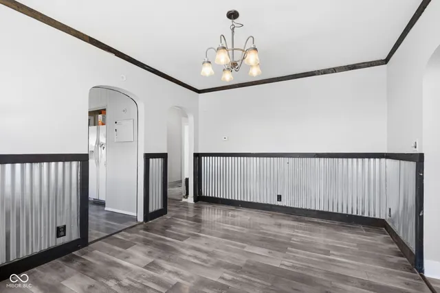 $169,900 | 909 South A Street, Elwood, IN 46036