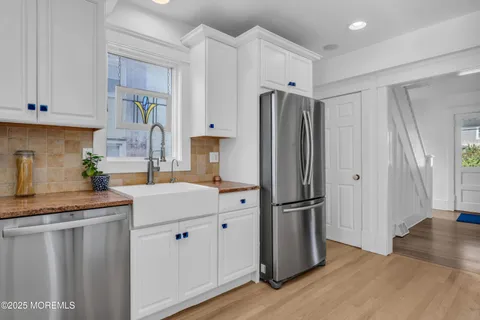 $899,000 | 81 Pinckney Road, Red Bank, NJ 07701