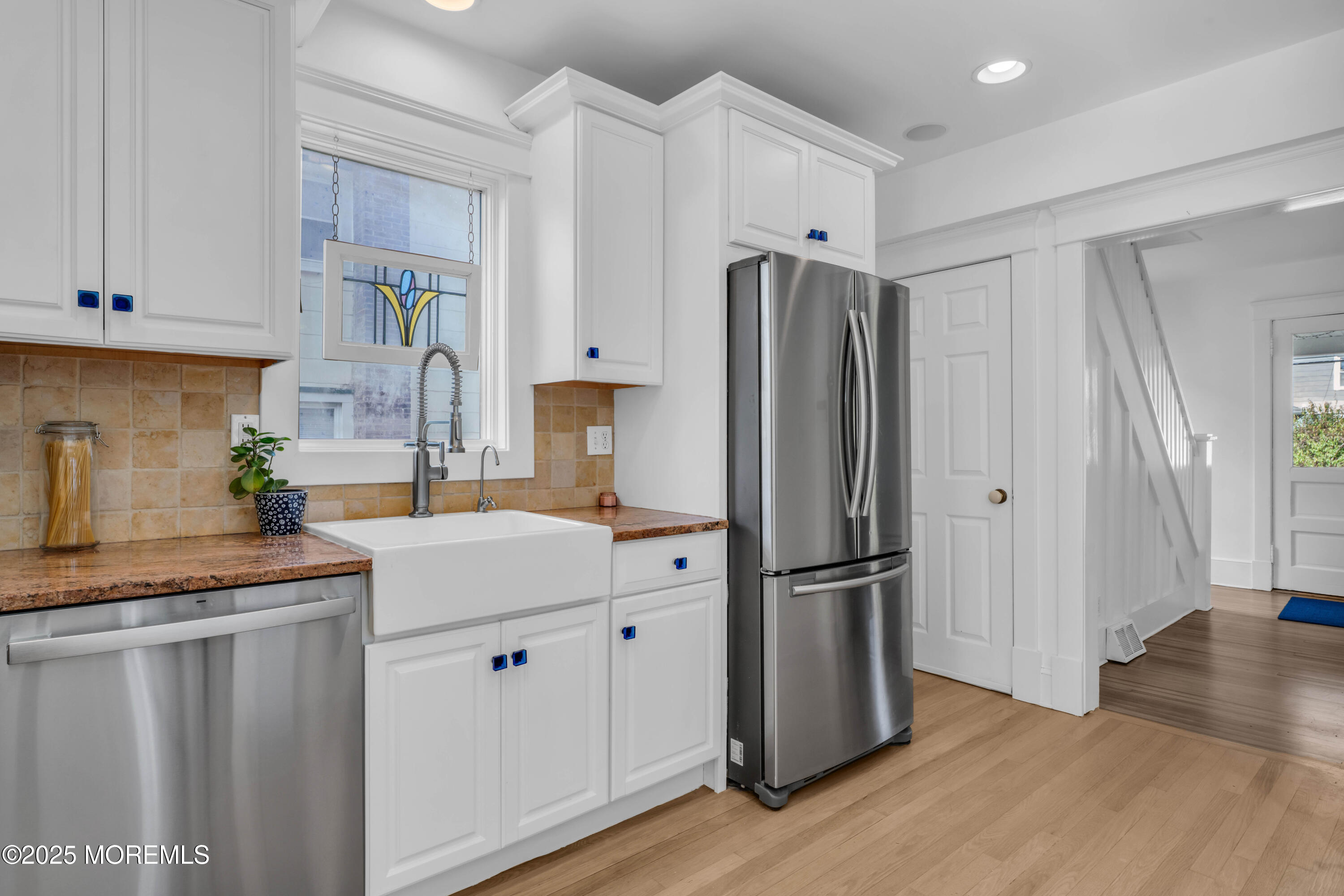 81 Pinckney Road Red Bank, NJ 07701 - Photo 11 of 38 photos_high_resolution_HOM04823