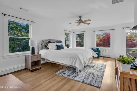 $899,000 | 81 Pinckney Road, Red Bank, NJ 07701