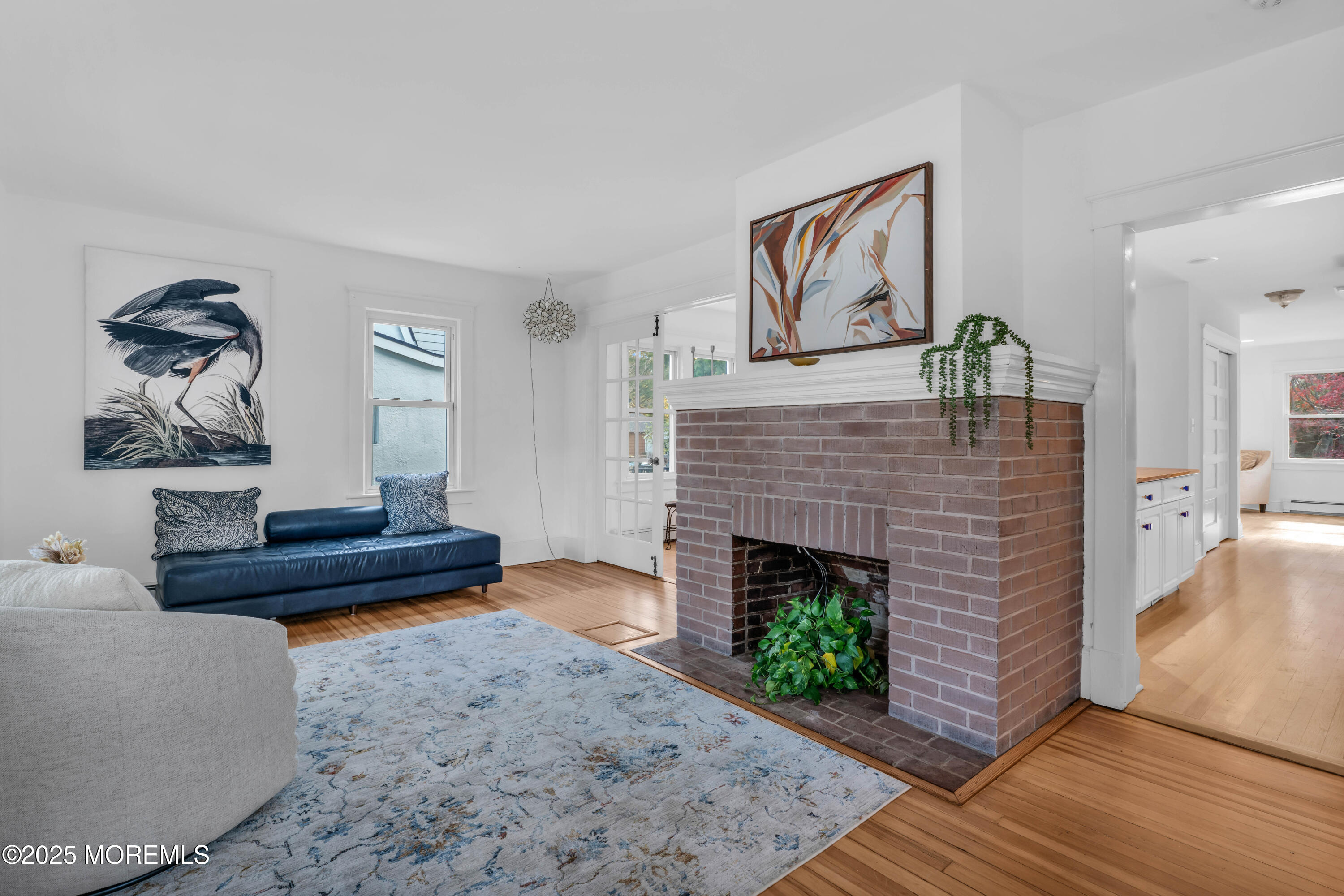 81 Pinckney Road Red Bank, NJ 07701 - Photo 5 of 38 photos_high_resolution_HOM04753