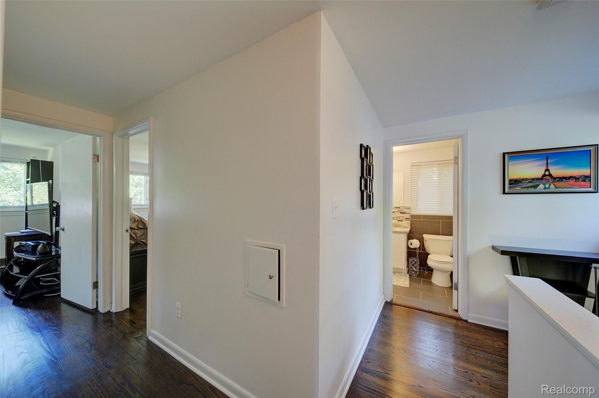 7185 Springridge Road West Bloomfield, MI 48322 - Photo 56 of 83 4H8A9179_80_81.jpg