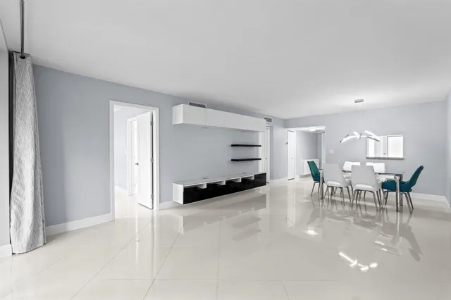 $199,000 | 3090 North Course Drive, Unit 309, Pompano Beach, FL 33069