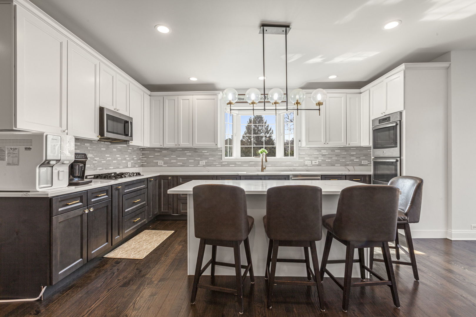 190 Wood Street Inverness, IL 60010 - Photo 5 of 50