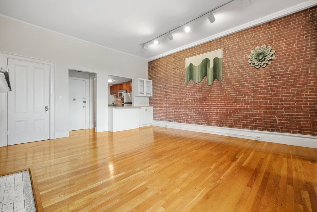 230 Beacon Street, Unit B7 Boston, MA 02116 - Photo 6 of 20
