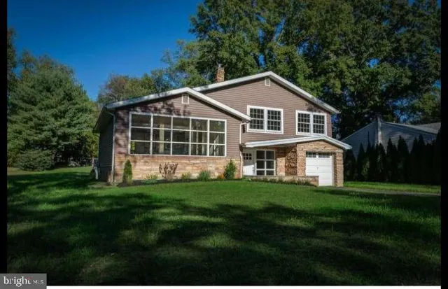 $649,000 | 4 Ivy Lane, Yardley, PA 19067