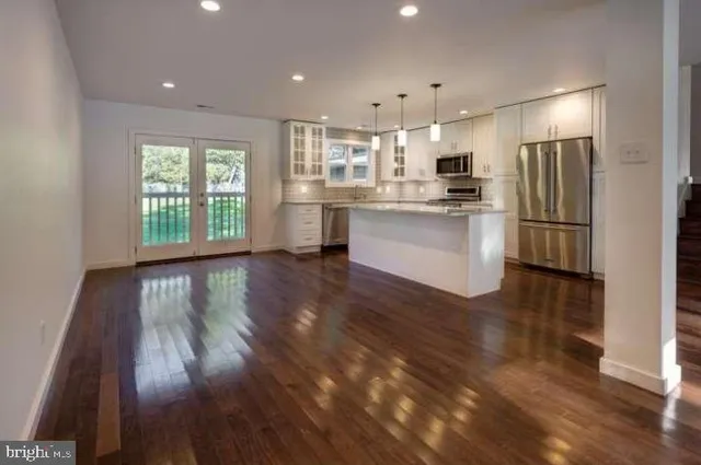 $649,000 | 4 Ivy Lane, Yardley, PA 19067