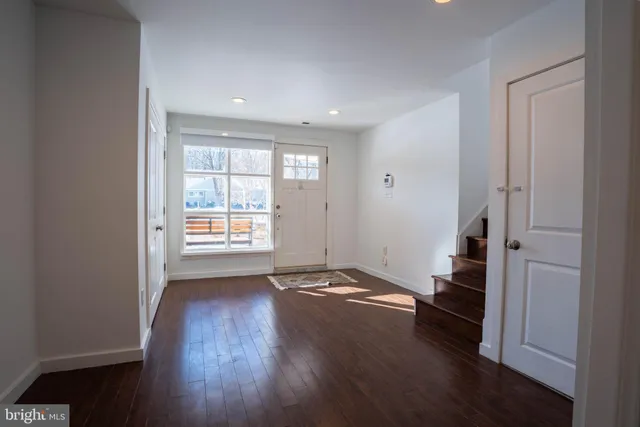 $649,000 | 4 Ivy Lane, Yardley, PA 19067