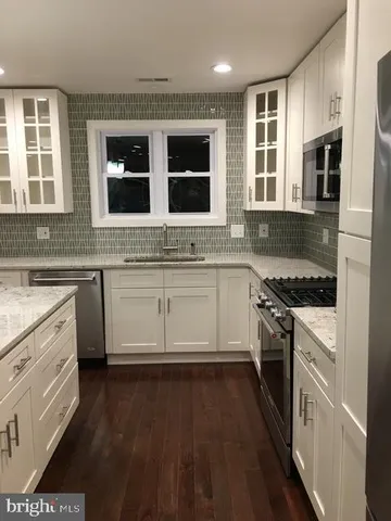 $649,000 | 4 Ivy Lane, Yardley, PA 19067