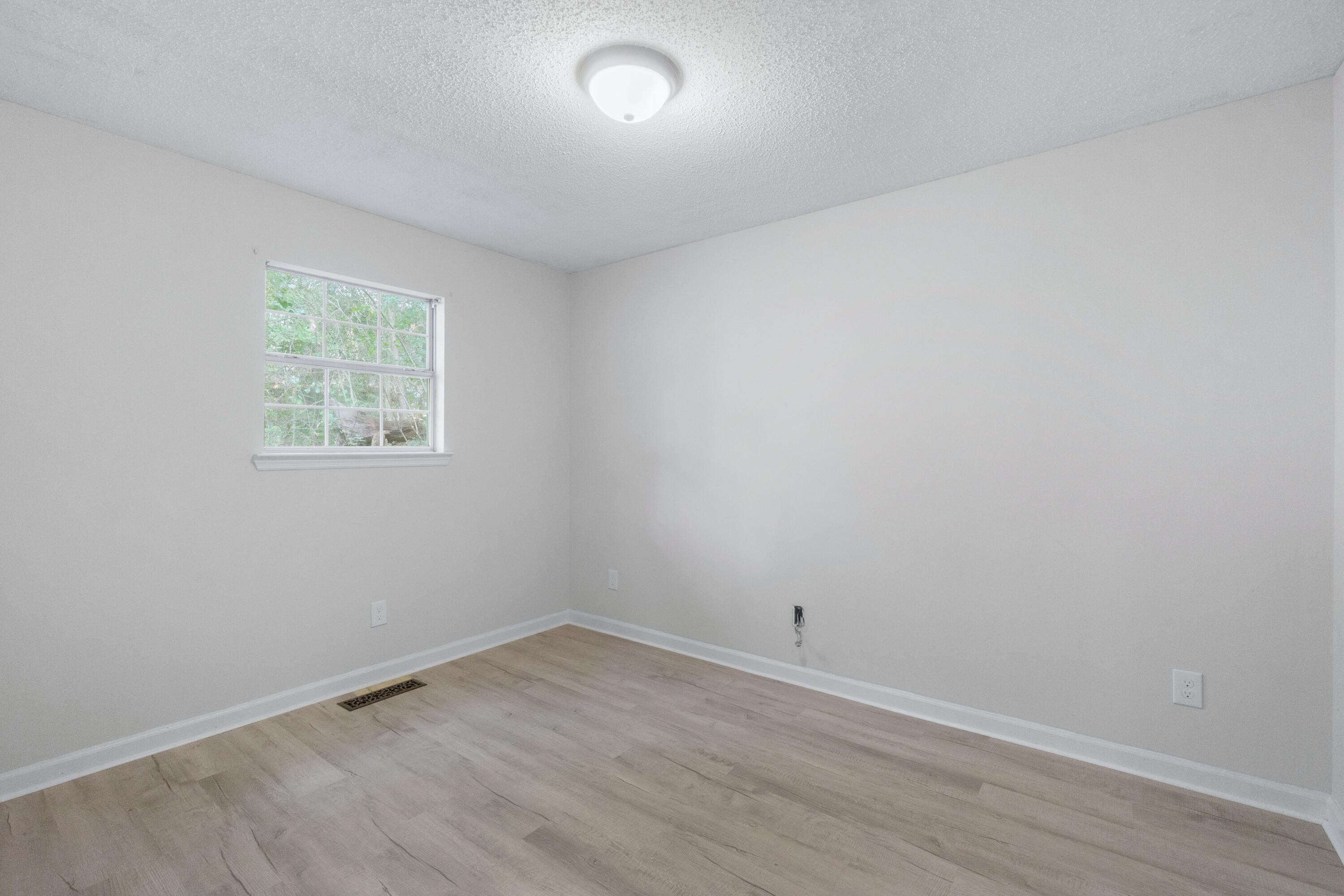 54 Apple Lane Ringgold, GA 30736 - Photo 14 of 32 54 Apple Lane-15