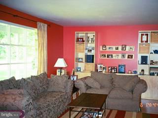 2120 Hemlock Road Norristown, PA 19403 - Photo 2 of 6 Gallery Image 2