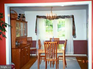 2120 Hemlock Road Norristown, PA 19403 - Photo 3 of 6 Gallery Image 3