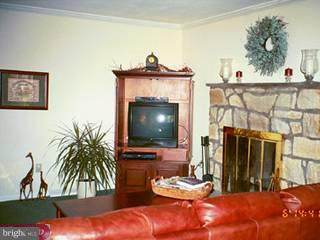 2120 Hemlock Road Norristown, PA 19403 - Photo 4 of 6 Gallery Image 4