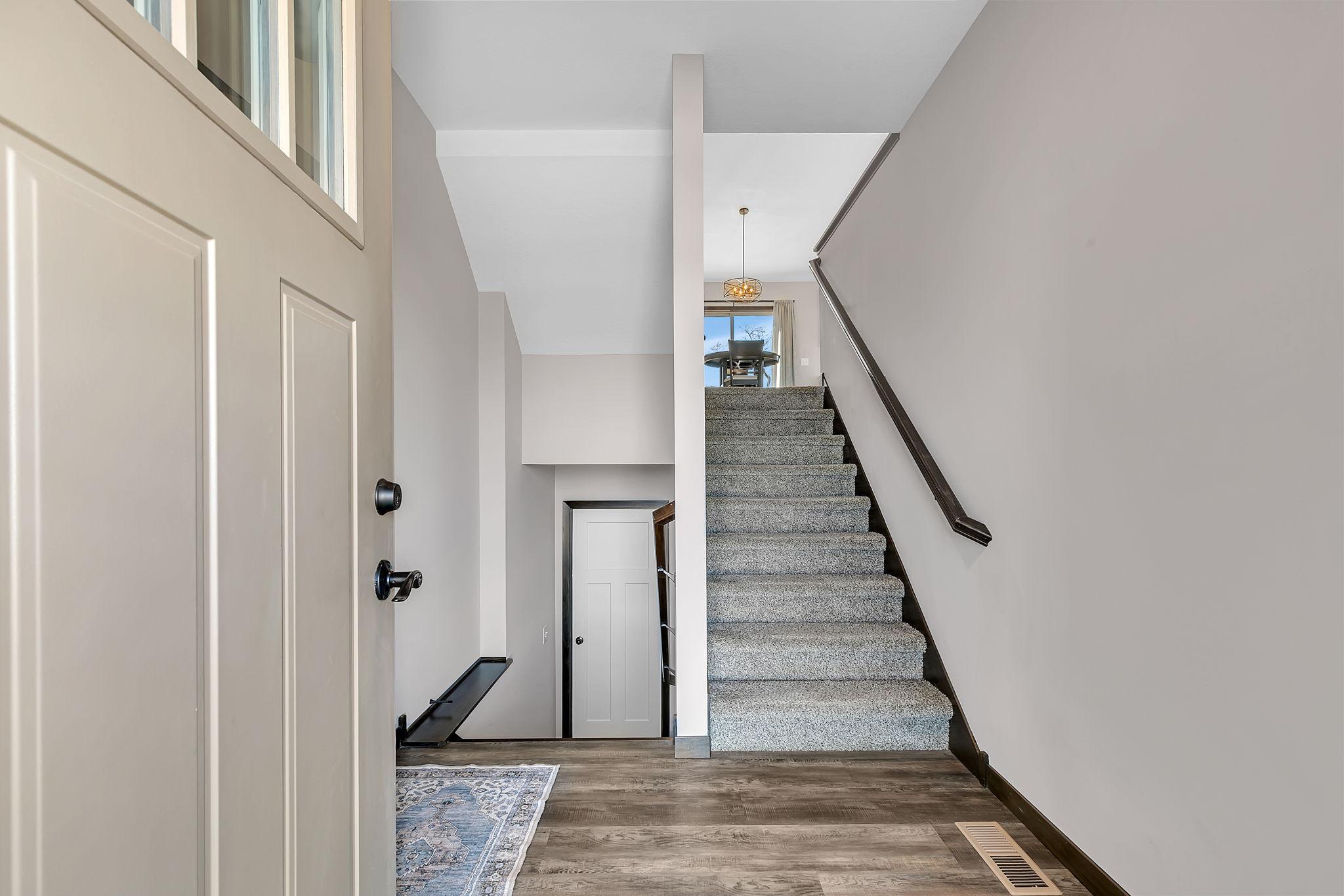 4617 8th Street Northeast St. Cloud, MN 56304 - Photo 3 of 33