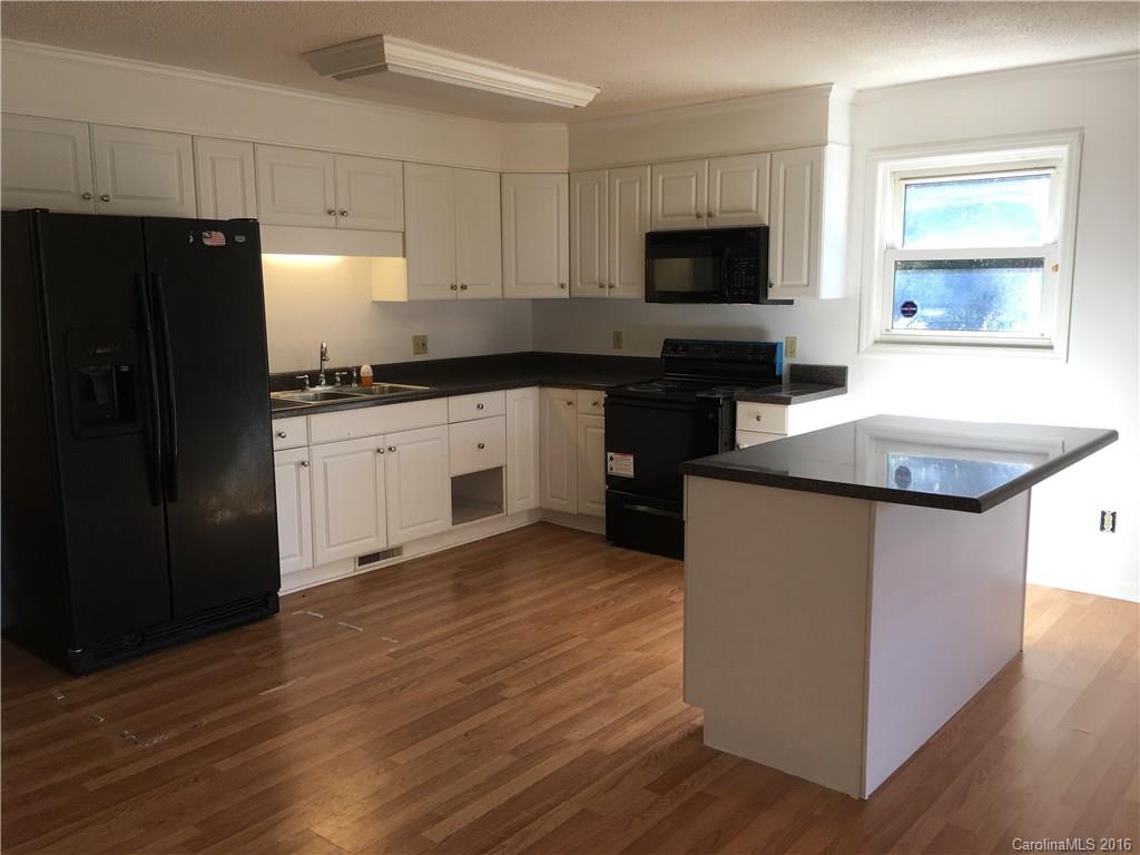 2215 Green Peach Road Lancaster, SC 29720 - Photo 5 of 17 Gallery Image 5