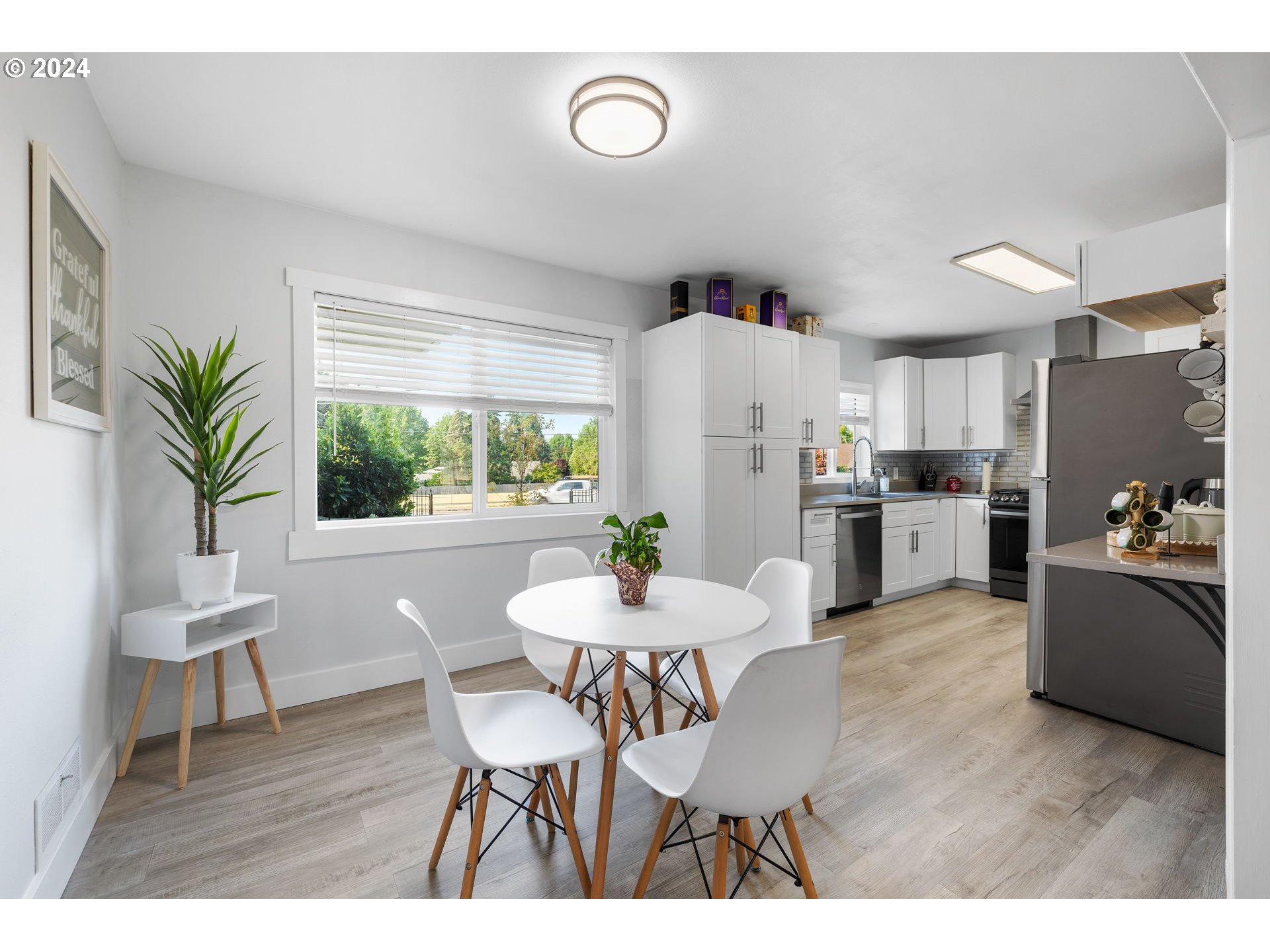 18255 Southwest Kinnaman Road Beaverton, OR 97078 - Photo 10 of 38 Gallery Image 10
