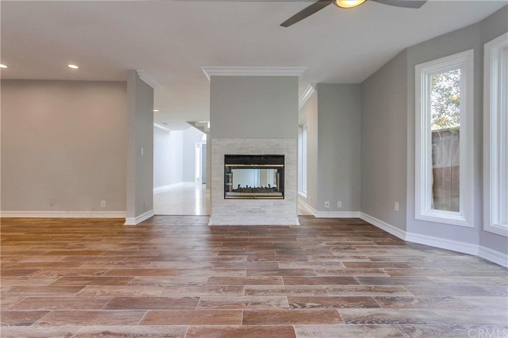 917 Emerald Street Redondo Beach, CA 90277 - Photo 14 of 75