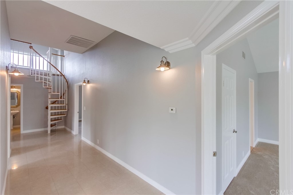 917 Emerald Street Redondo Beach, CA 90277 - Photo 34 of 75