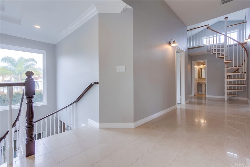 917 Emerald Street Redondo Beach, CA 90277 - Photo 35 of 75