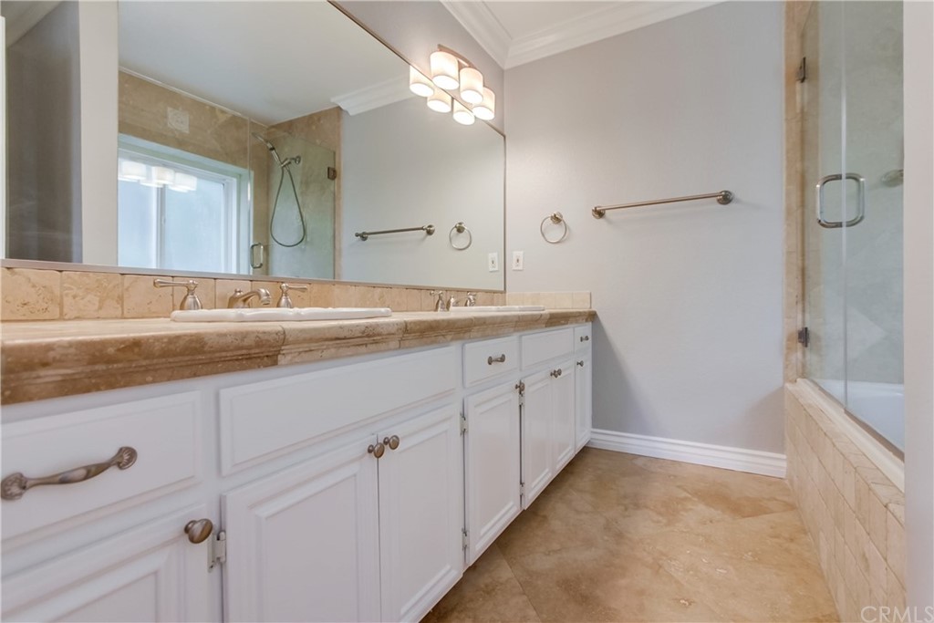 917 Emerald Street Redondo Beach, CA 90277 - Photo 40 of 75