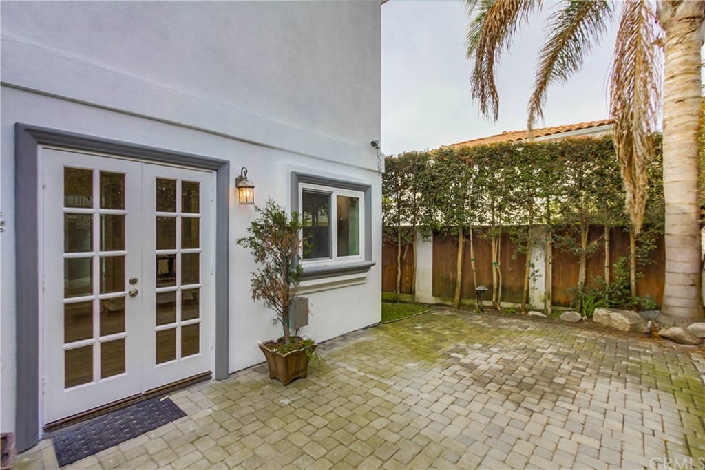 917 Emerald Street Redondo Beach, CA 90277 - Photo 68 of 75