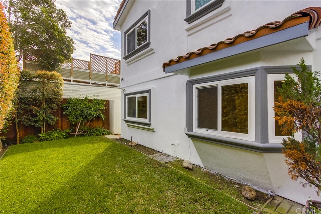 917 Emerald Street Redondo Beach, CA 90277 - Photo 69 of 75
