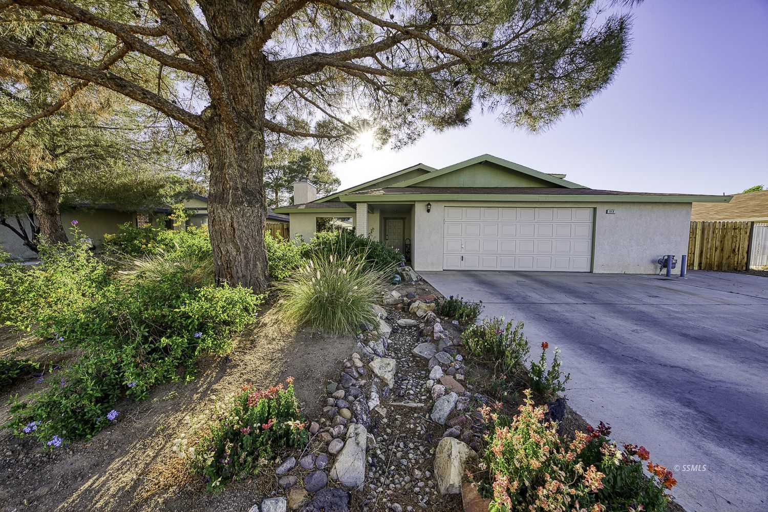 513 South Appaloosa Street Ridgecrest, CA 93555 - Photo 4 of 37