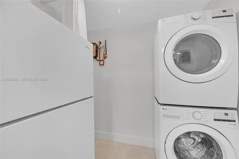 $3,300 | 808 Southwest 12th Court, Unit 808, Fort Lauderdale, FL 33315