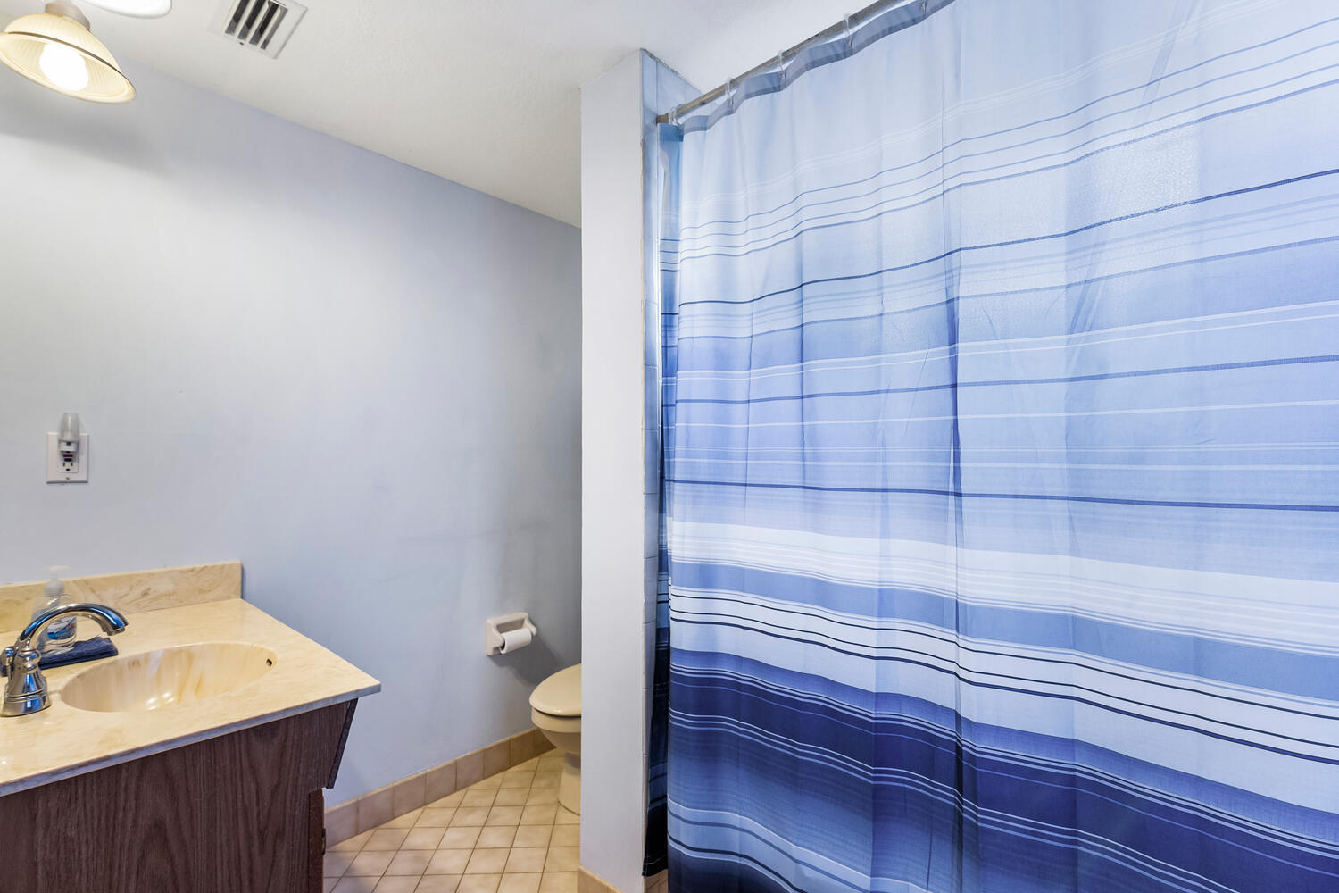 6538 Rigger Road Lake Worth, FL 33462 - Photo 15 of 21 6538 Rigger Rd-large-002-001-Bathroom-15