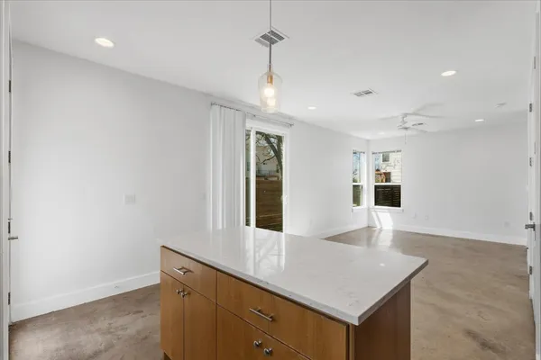 $3,000 | 1114 Walton Lane, Unit A, Austin, TX 78721