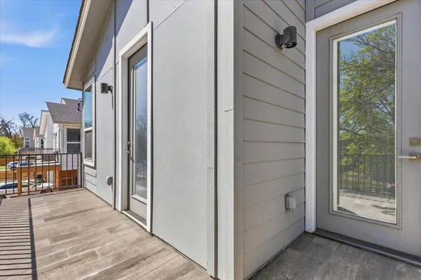 $3,000 | 1114 Walton Lane, Unit A, Austin, TX 78721