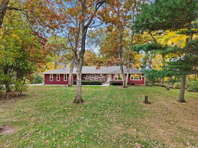 $895,000 | 2945 Wyndwood Way, Sun Prairie, WI 53590