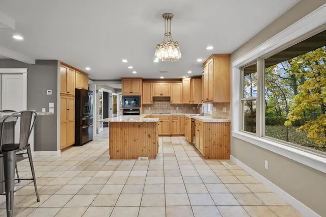 $895,000 | 2945 Wyndwood Way, Sun Prairie, WI 53590