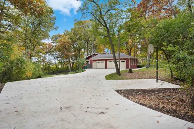 $895,000 | 2945 Wyndwood Way, Sun Prairie, WI 53590