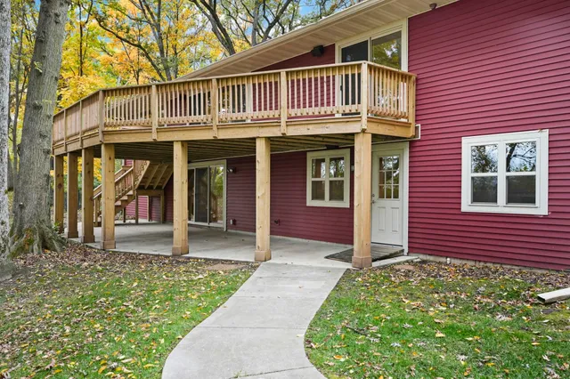 $895,000 | 2945 Wyndwood Way, Sun Prairie, WI 53590