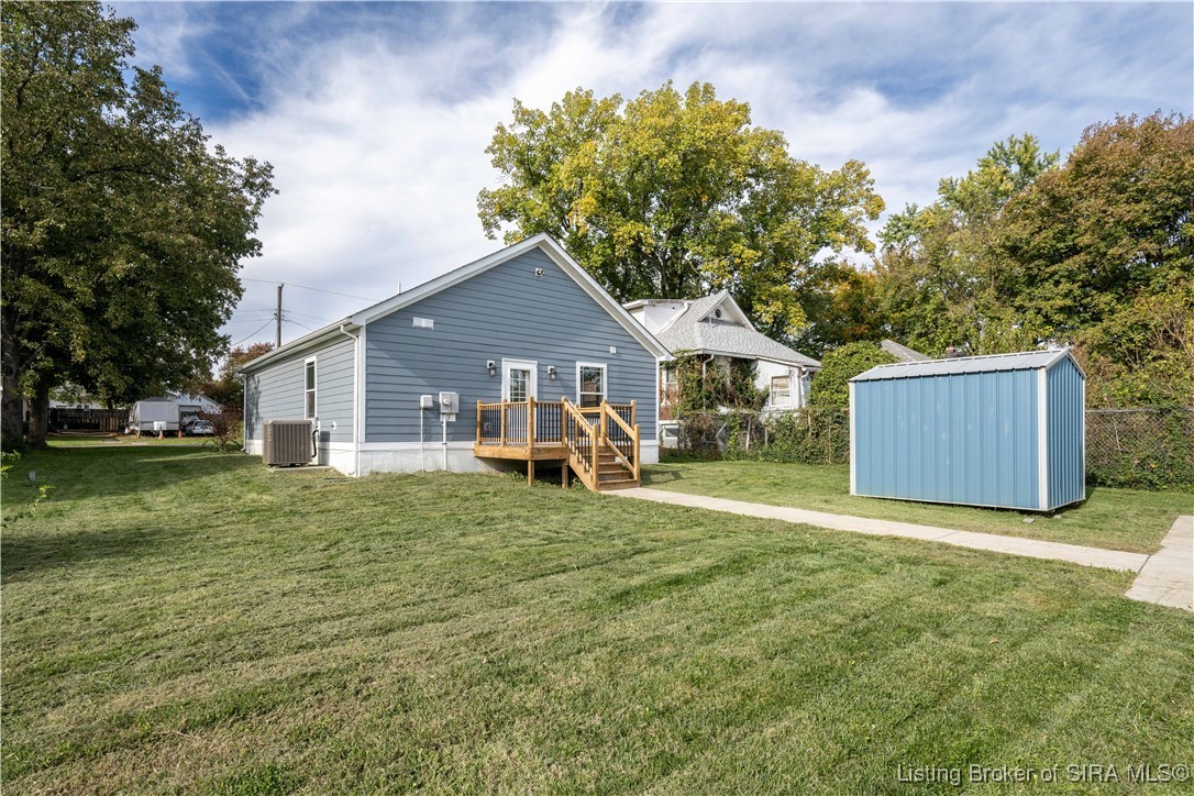 210 Clay Street New Albany, IN 47150 - Photo 28 of 30