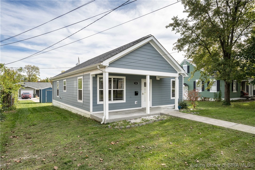 210 Clay Street New Albany, IN 47150 - Photo 4 of 30