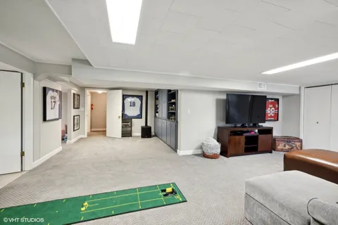 $1,099,000 | 2S630 Ave Chateaux East, Oak Brook, IL 60523