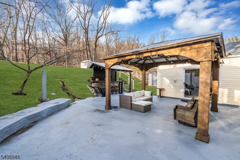 37 Schmitt Road West Orange, NJ 07052 - Photo 25 of 33
