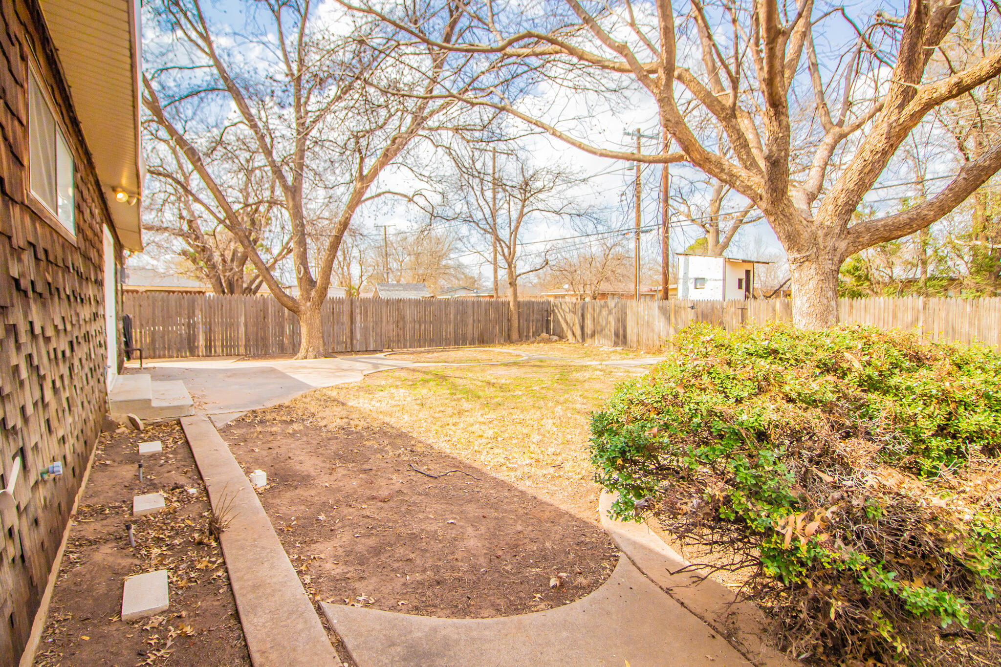 2806 58th Street Lubbock, TX 79413 - Photo 31 of 34 Backyard 2