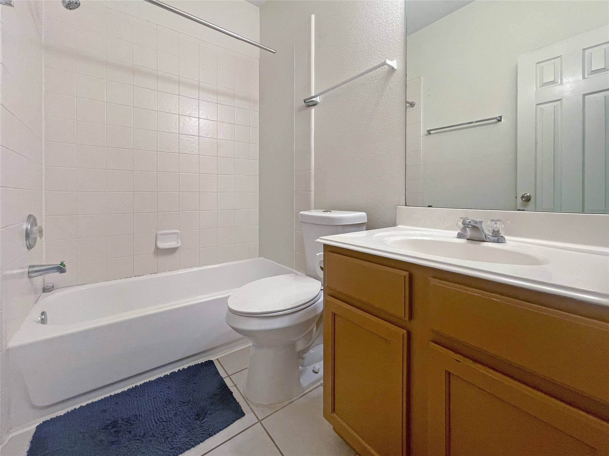 21314 Bella Flora Court Spring, TX 77379 - Photo 14 of 19 2nd bath