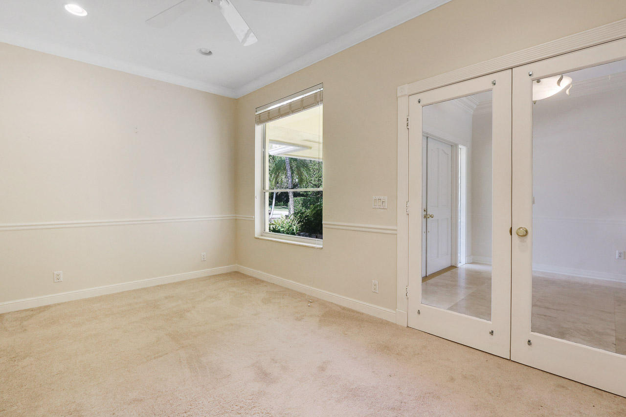 6 Rabbits Run Palm Beach Gardens, FL 33418 - Photo 12 of 42 Den