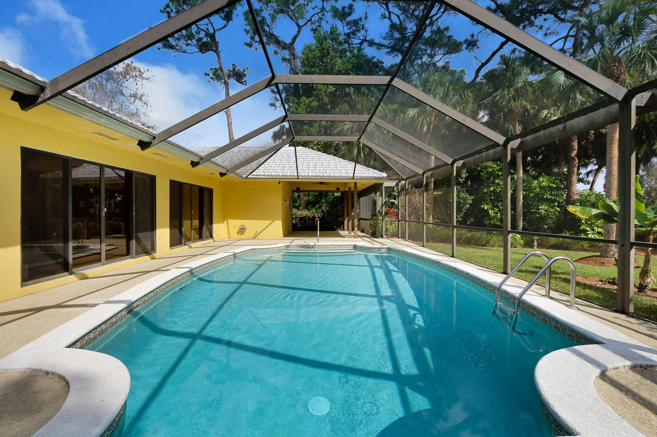 6 Rabbits Run Palm Beach Gardens, FL 33418 - Photo 37 of 42 Pool