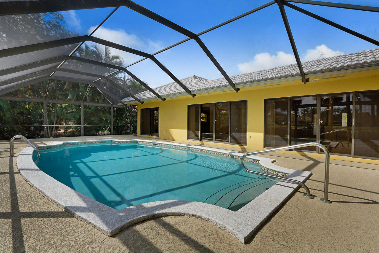 6 Rabbits Run Palm Beach Gardens, FL 33418 - Photo 5 of 42 Pool