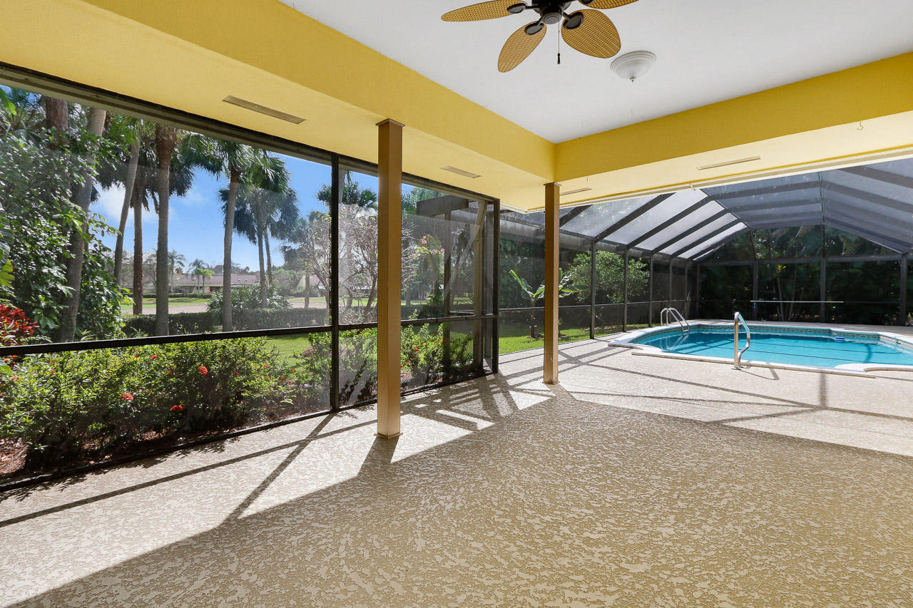 6 Rabbits Run Palm Beach Gardens, FL 33418 - Photo 9 of 42 Patio