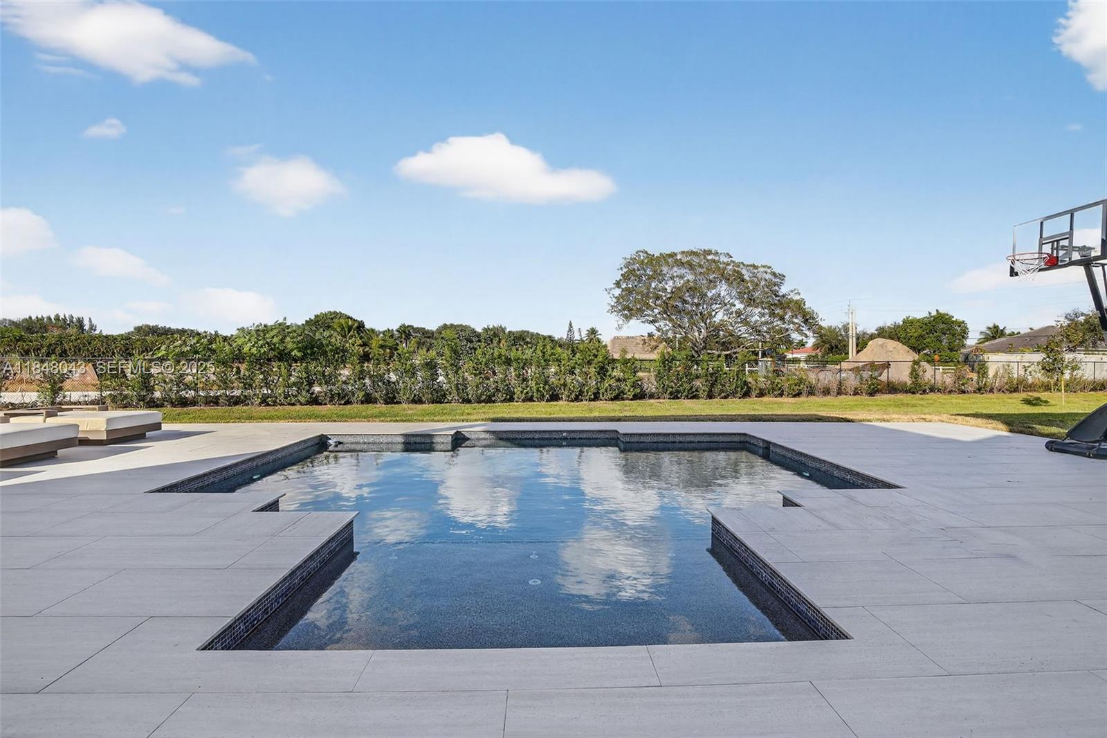 14855 Millstone Ranches Drive Davie, FL 33331 - Photo 8 of 94