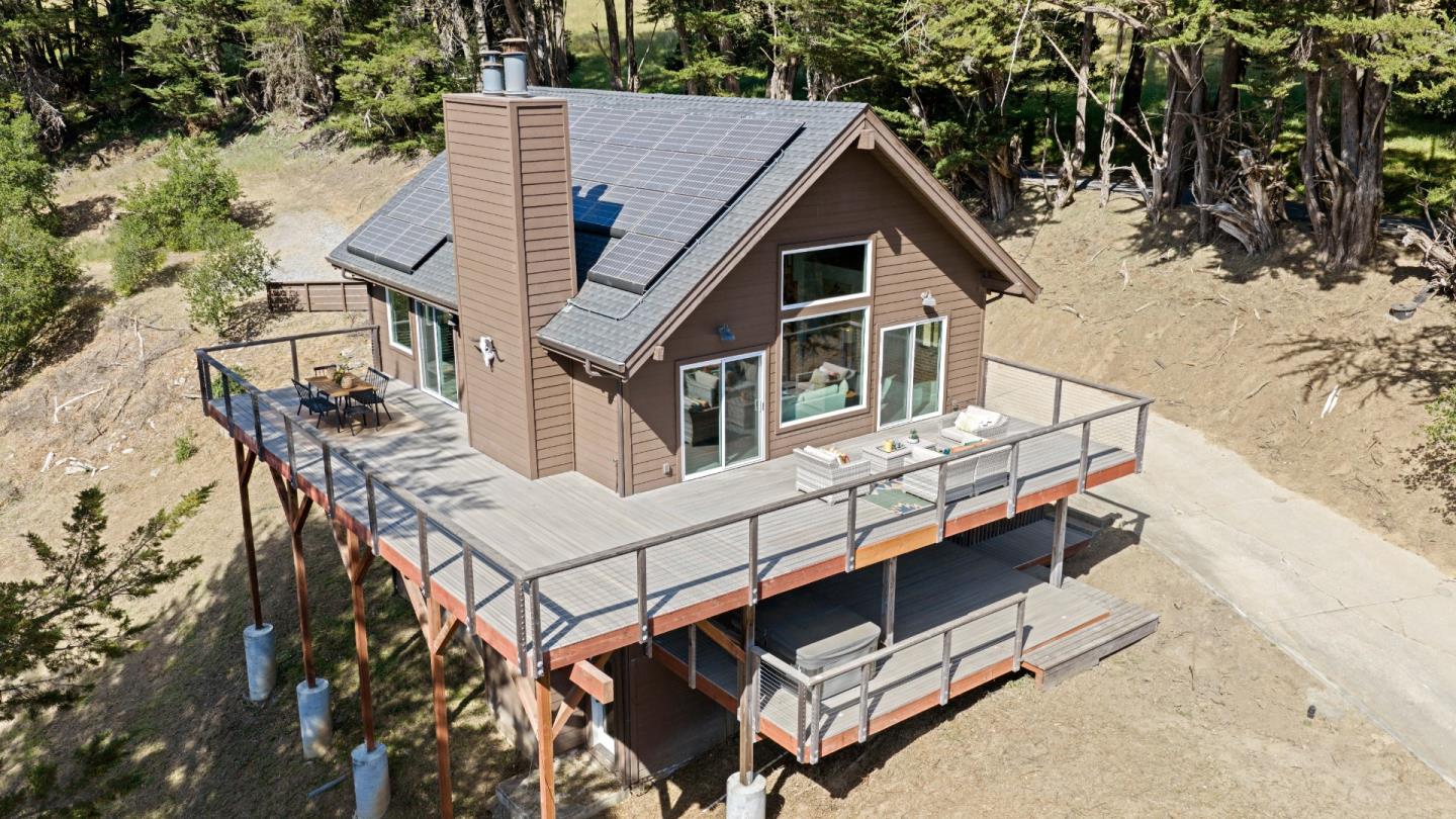 688 Calabasas Road Watsonville, CA 95076 - Photo 2 of 85